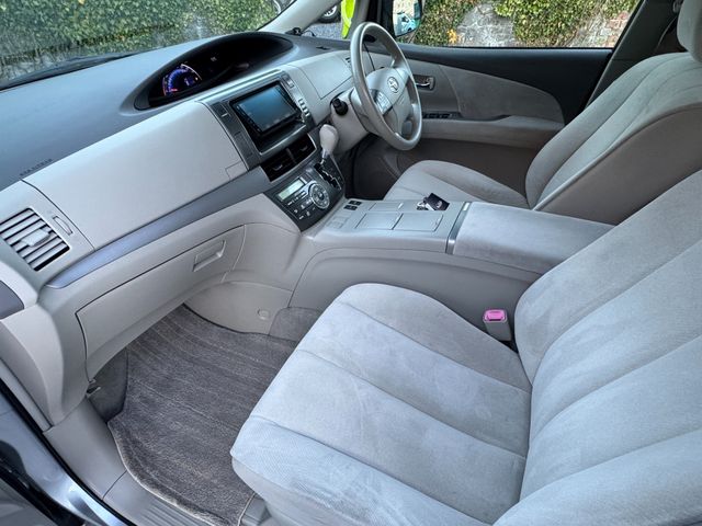 Image for 2012 Toyota Estima 2.4 AHR20 5DR Auto