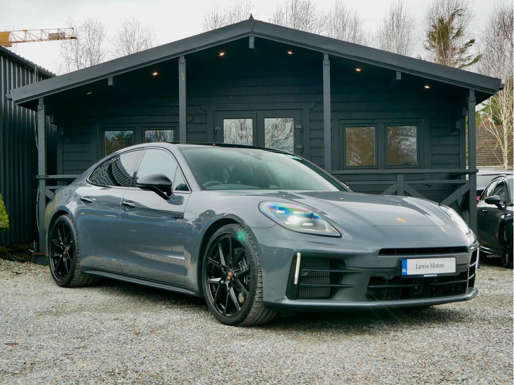 Image for 2025 Porsche Panamera 4 PDK **DEPOSIT TAKEN**