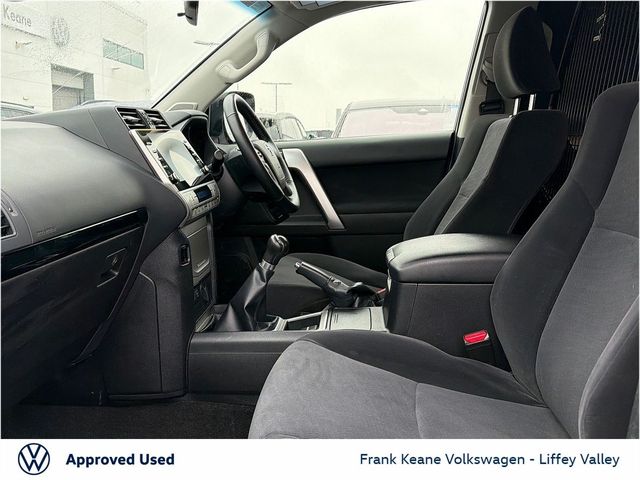 Image for 2023 Toyota Landcruiser LWB COMMERCIAL *WHITE* *€40, 646 PLUS VAT* *CVRT TESTED* *12 MONTHS FRANK KEANE WARRANTY* *FINANCE AVAILABLE*