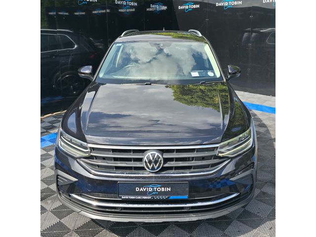 Image for 2021 Volkswagen Tiguan LIFE 2.0 TDI MANUAL