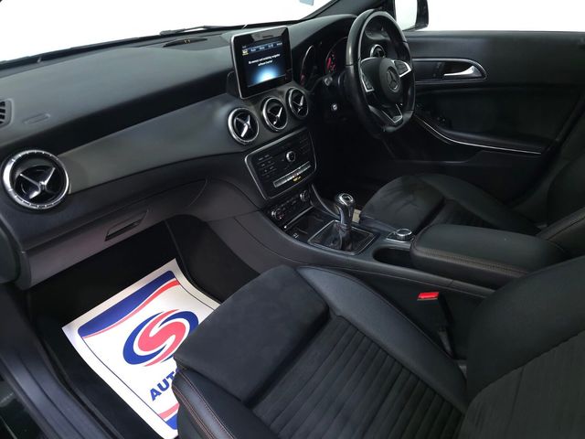 Image for 2017 Mercedes-Benz CLA Class 