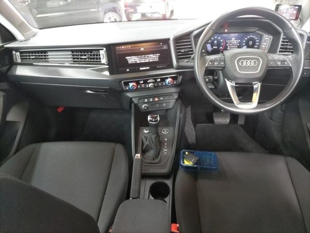 Image for 2024 Audi A1 1.0 AUTOMATIC - RED/BLACK TWO TONE - FACTORY ALLOYS - DIGITAL DASH