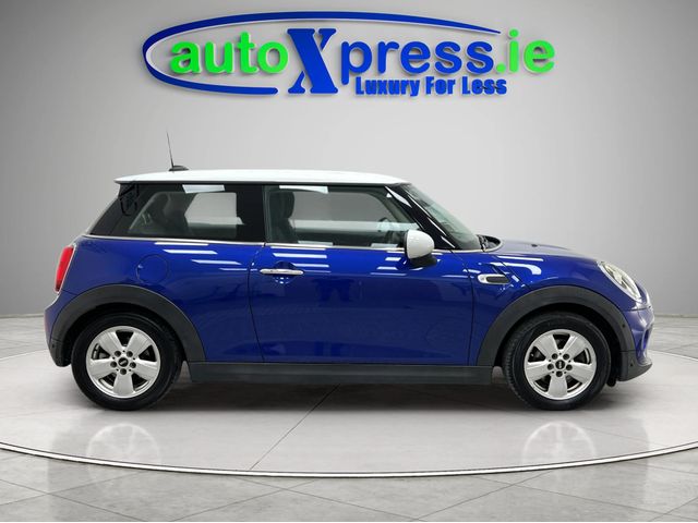 Image for 2018 Mini Cooper D 1.5 Automatic, Reversing camera