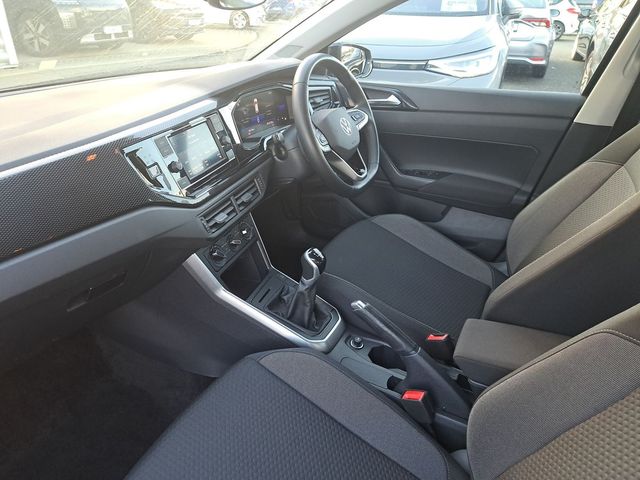 Image for 2023 Volkswagen Polo LIFE 1.0TSI 95HP MANUAL