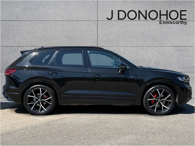 Image for 2024 Volkswagen Touareg 3.0TDI 231HP R LINE 4Motion DSG