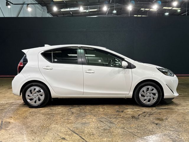 Image for 2020 Toyota Aqua 1.5 HYBRID - TOYOTA SAFETY SENSE