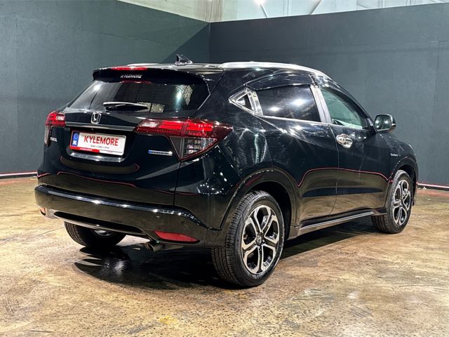 Image for 2019 Honda Vezel 1.5L HYBRID SUV - FACTORY ALLOYS - HALF BLACK & BROWN LEATHER HEATED SEATS - PADDLE SHIFT - CRUISE CONTROL - REAR CAMERA