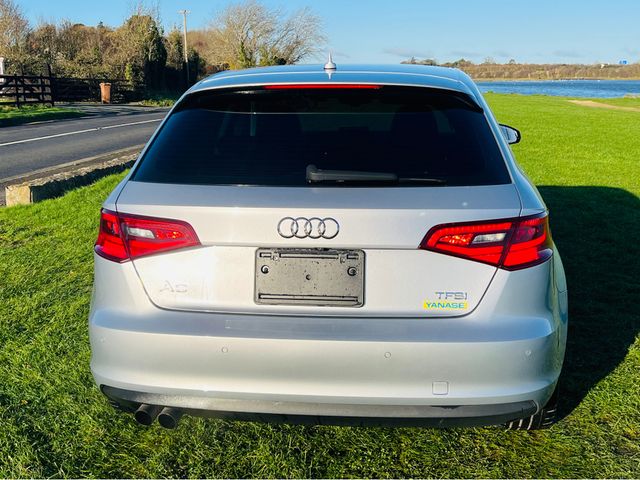 Image for 2015 Audi A3 LEATHER INTERIOR//FINANCE AVAILABLE//HEATED SEATS