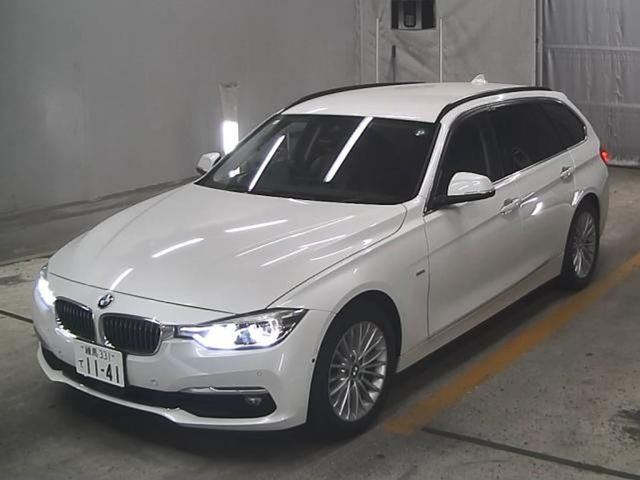 Image for 2017 BMW 3 Series COMING SOON / 320D TOURING / LUXURY 