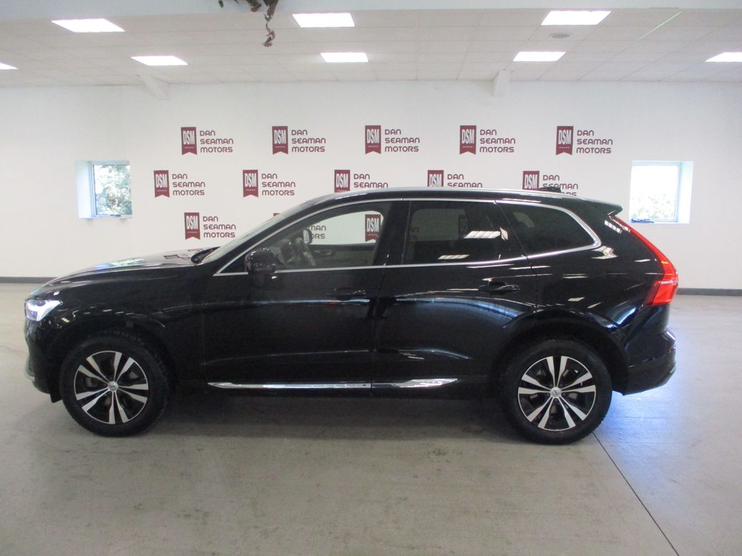 Image for 2022 Volvo XC60 T6 Phev Core AWD 5DR Auto
