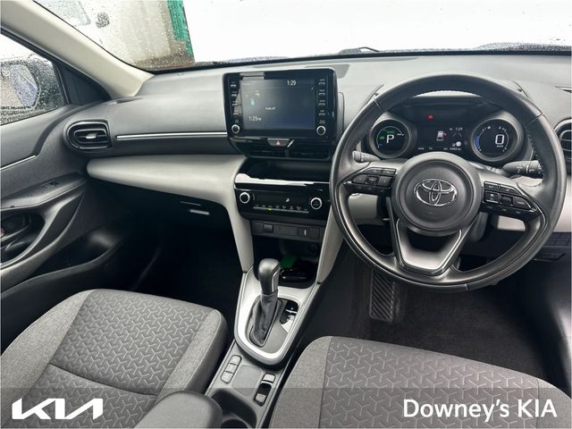 Image for 2022 Toyota Yaris Cross 1.5 PETROL Hybrid Luna