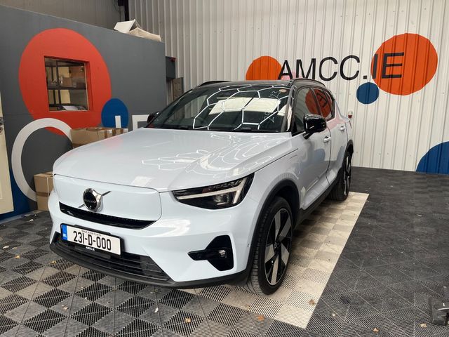 Image for 2023 Volvo XC40 2023 VOLVO XC40 SINGLE MOTOR AUTOMATIC / CRUISE CONTROL / PARKING CAMERA / ELECTRIC MEMORY & HEATED SEATS / PANORAMIC SUNROOF AND MORE