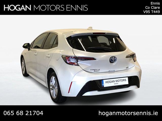 Image for 2021 Toyota Corolla 1.8 Hybrid Aura Hatchback