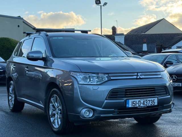 Image for 2015 Mitsubishi Outlander 2.0 GX4H PHEV AUTO *HIGH SPEC*