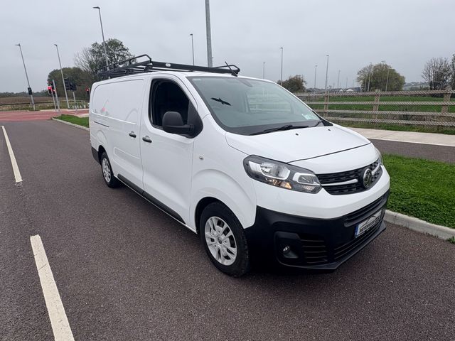 Image for 2019 Vauxhall Vivaro 2900 Dynamic S/S, Roof Rack, Touch Screen Infotainment System, Bluetooth, AUX Connection, 