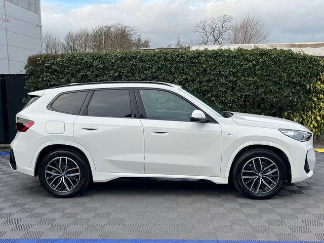 Image for 2025 BMW iX1 EDRIVE20 M-SPORT ** AS NEW ** // 2100 KM // APPLE CARPLAY/ANDROID AUTO // M-SPORT HEATED SEATS