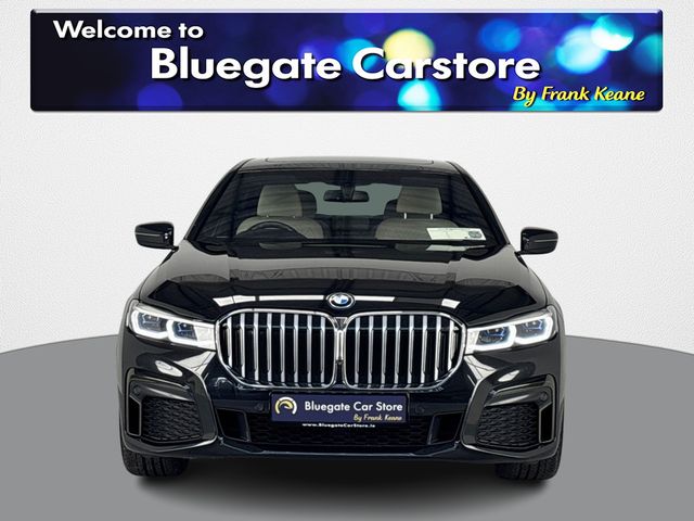 Image for 2022 BMW 7 Series 745E E LCI**PANORAMIC SUNROOF**HEATED MULTIFUNCTIONAL STEERING WHEEL**FRONT HEATED ELECTRIC SEATS**REAR HEATED SEATS**SOFT CLOSING DOORS**HARMON KARDON**APPLE CARPLAY**ELECTRIC TAILGATE**