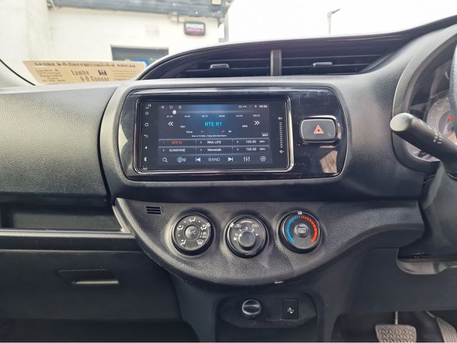 Image for 2019 Toyota Vitz 1.0 AUTOMATIC * SILVER MET * VERY LOW MILES *REVERSE CAMERA * LANE ASSIST * IMMOBILISER *