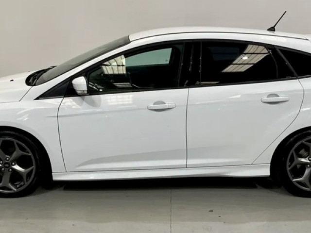 Image for 2017 Ford Focus ST-3
