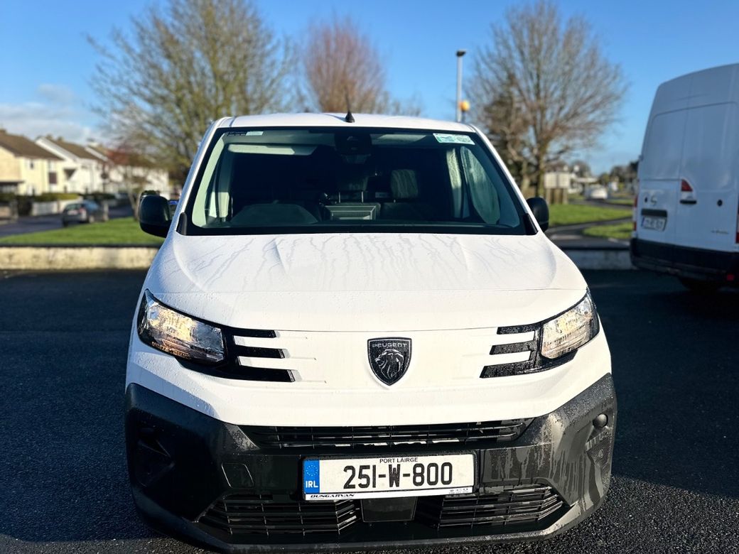 Image for 2025 Peugeot Partner Pro Plus1.5 Hdi 100 650kg 6.4