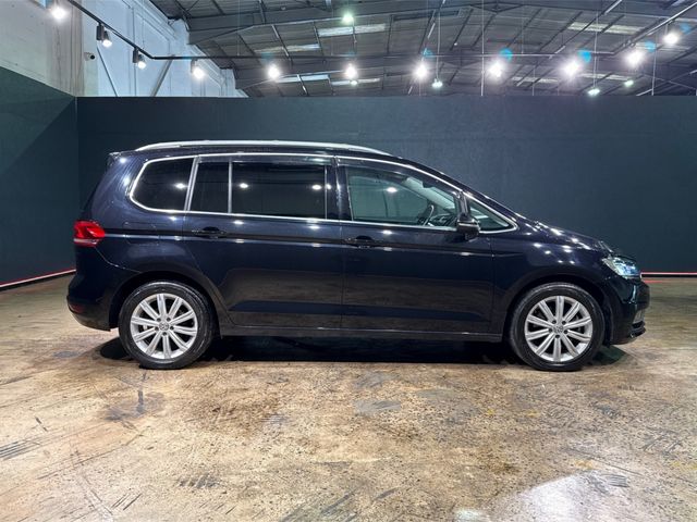 Image for 2018 Volkswagen Touran TSI HIGH LINE - 7 SEATER - HEATED SEATS - FACTORY ALLOYS - CRUISE CONTROL - PADDLE SHIFT - REVERSE CAMERA