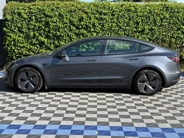 Image for 2021 Tesla Model 3 PLUS RWD 60.5KWH // PANORAMIC SUNROOF // TESLA AUTOPILOT // HEATED FRONT & BACKSEATS