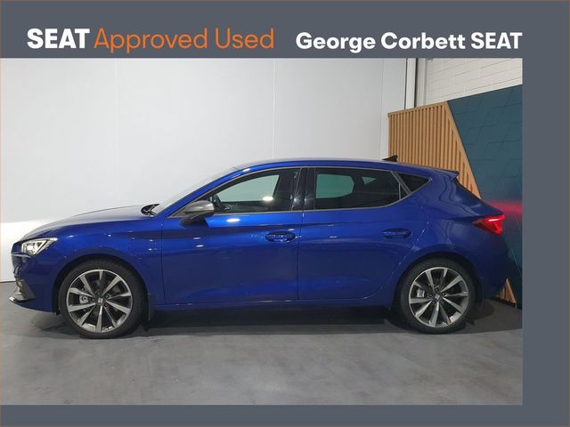 Image for 2021 SEAT Leon e-Hybrid 204HP DSG FR (From €92 per week)