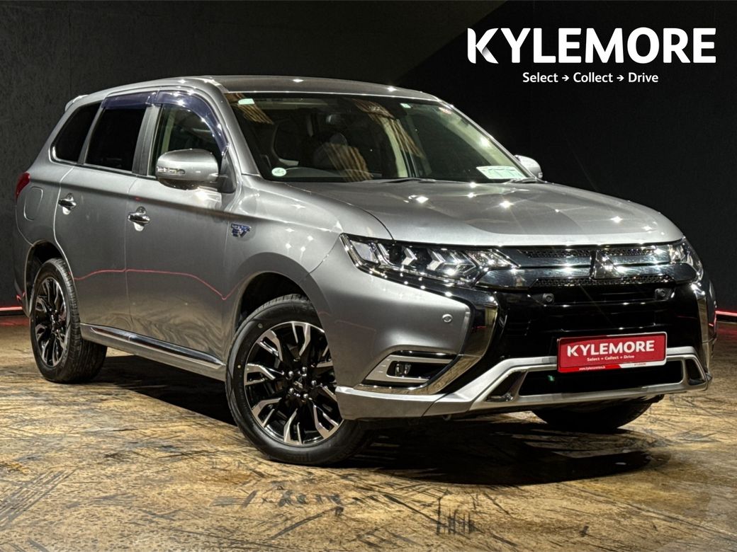Image for 2019 Mitsubishi Outlander BLACK HALF LEATHER - FACTORY ALLOYS