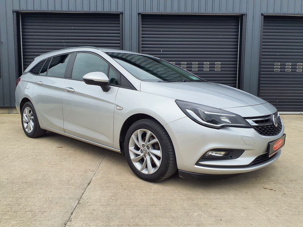 Image for 2019 Opel Astra Tech Line NAV 110PS 5DR