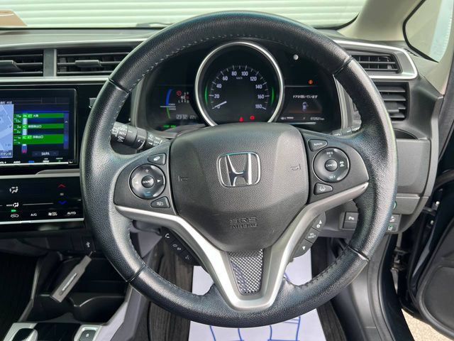 Image for 2018 Honda Fit 1.5 HYBRID L-PACKAGE AUTO // 15" ALLOYS // REVERSE CAMERA // ADAPTIVE CRUISE CONTROL