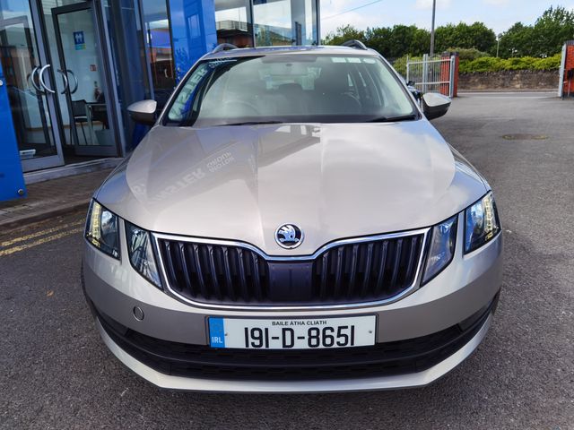 Image for 2019 Skoda Octavia 1.6TDI AMBITION ESTATE - FINANCE AVAILABLE - CALL US TODAY ON 01 492 6566 OR 087-092 5525