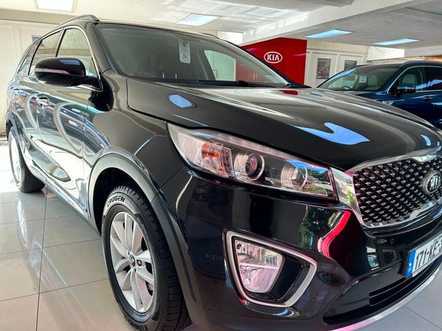 Image for 2017 Kia Sorento Sorento Ex Commercial