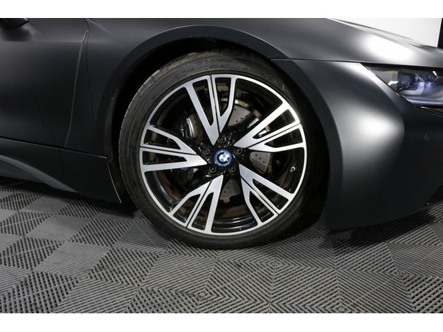 Image for 2017 BMW i8 PLUG IN HYBRID 1.5L PETROL 7.1 KWH BATTERY 2 ELECTRIC MOTORS 4WD