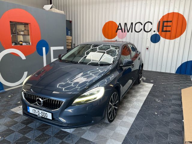 Image for 2017 Volvo V40 2017 VOLVO V40 D4 2.0 AUTOMATIC / CRUISE CONTROL / PARKING CAMERA / ELECTRIC MEMORY & HEATED SEATS / PADDLE SHIFTERS AND MORE