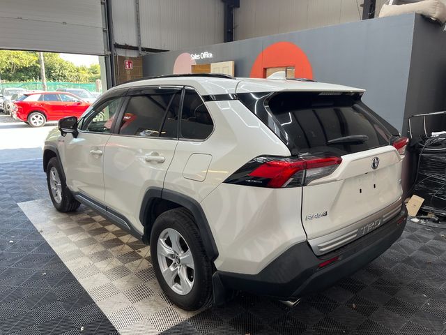 Image for 2019 Toyota Rav4 2019 TOYOTA RAV4 HYBRID X 2.5 AUTOMATIC / CRUISE CONTROL / PARKING CAMERA AND MORE