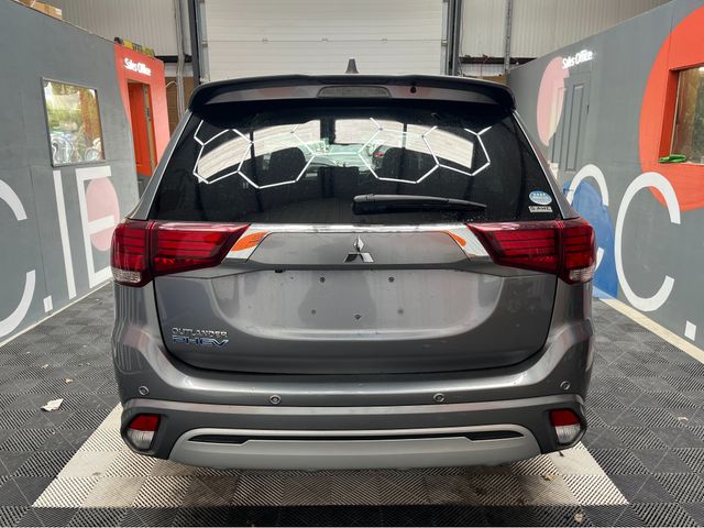 Image for 2019 Mitsubishi Outlander €21950 2019 MITSUBISHI OUTLANDER 4WD PHEV 2.4 AUTOMATIC / CRUISE CONTROL / 360° CAMERA / ELECTRIC MEMORY & HEATED SEATS / PADDLE SHIFTERS / HEATED STEERING WHEEL AND MORE