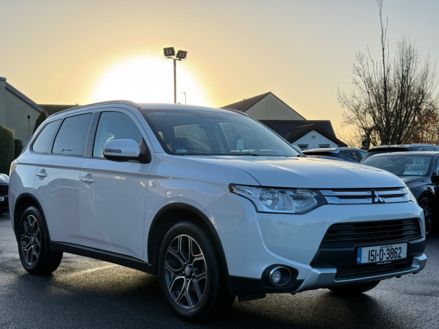 Image for 2015 Mitsubishi Outlander 2.2 DID 150BHP 4WD AUTO 7 SEATER *HIGH SPEC*