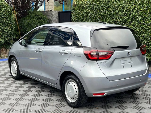 Image for 2021 Honda Fit 1.5 HYBRID AUTO // ADAPTIVE CRUISE CONTROL // PARKING SENSORS // DIGITAL CLUSTER