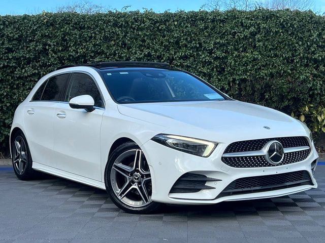 Image for 2019 Mercedes-Benz A Class A200d AMG-LINE PREMIUM PLUS // OPENING PAN ROOF // SERVICE HISTORY // 18" AMG-LINE ALLOYS