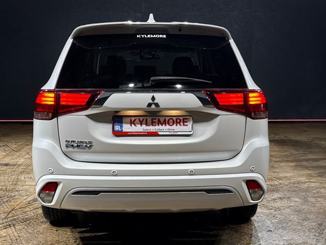 Image for 2020 Mitsubishi Outlander 2.4L PHEV AUTOMATIC - HALF BLACK LEATHER UPHOLSTERY - HEATED ELECTRIC SEATS & STEERING WHEEL - CRUISE CONTROL - REVERSE CAMERA