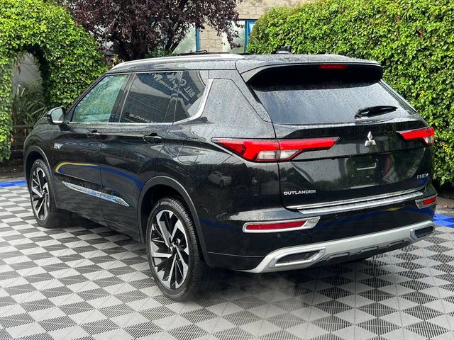 Image for 2023 Mitsubishi Outlander 7-SEATER 2.4 HYBRID AUTO ** HUGE SPEC ** // DIAMOND CUT ALLOYS // MASSAGE SEATS // 360 PARKING CAMERAS