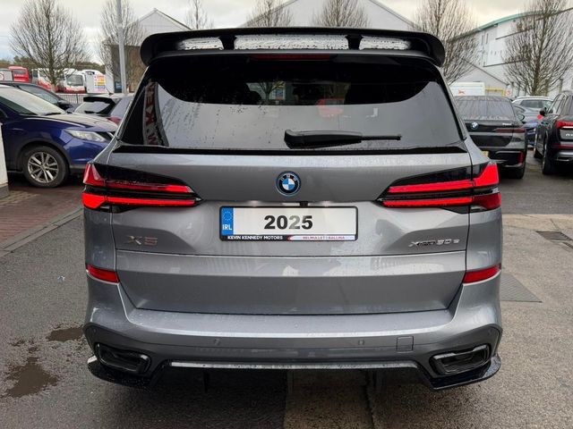 Image for 2025 BMW X5 XDRIVE50E M SPORT