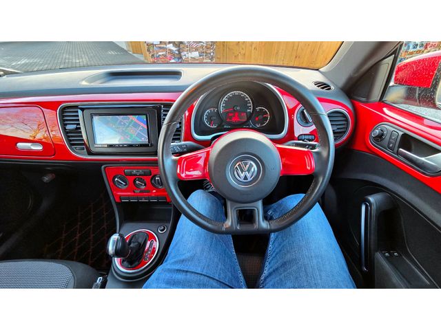 Image for 2015 Volkswagen Beetle Beetle Automatic