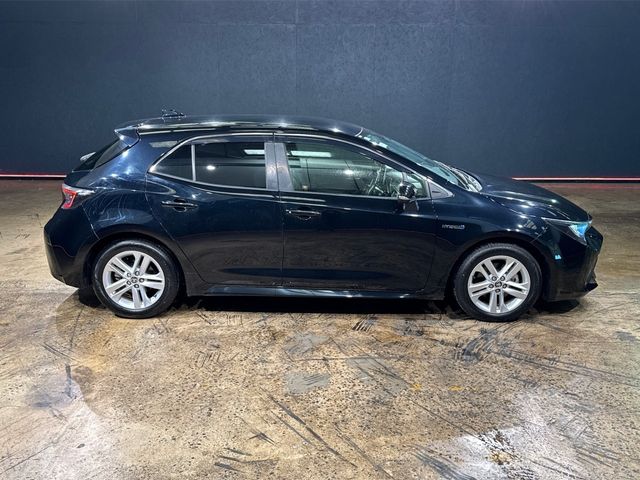 Image for 2019 Toyota Corolla 1.8 SPORT HYBRID G MODEL AUTOMATIC - FACTORY ALLOYS - TOYOTA SAFETY SENSE - CRUISE CONTROL - REAR CAMERA