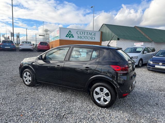 Image for 2025 Dacia Sandero Essential TCe 90 5Sp GSR2