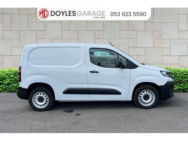 Image for 2024 Peugeot Partner Professional Plus 1.5 HDi Diesel 100bhp 1, 000kg *VAT DOCKET*
