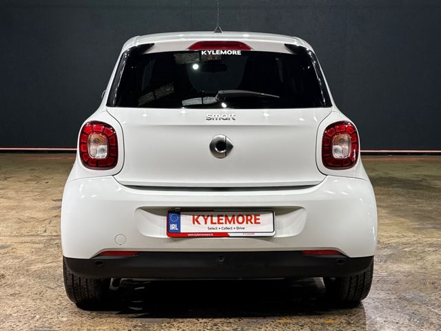 Image for 2017 Smart Forfour 1.0 AUTOMATIC - FACTORY ALLOYS - CRUISE CONTROL - MULTI FUNCTION STEERING WHEEL - HEATED SEAT