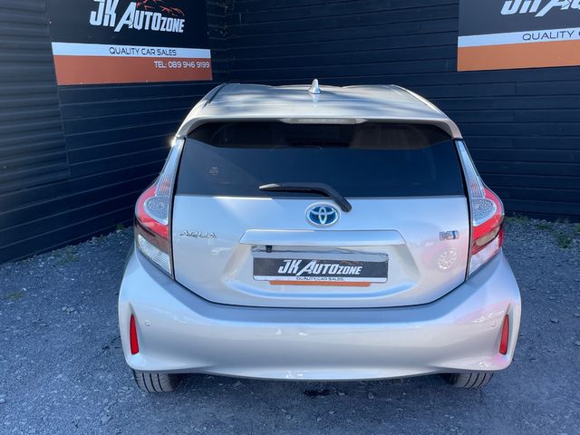 Image for 2021 Toyota Aqua 1.5 HYBRID AUTO