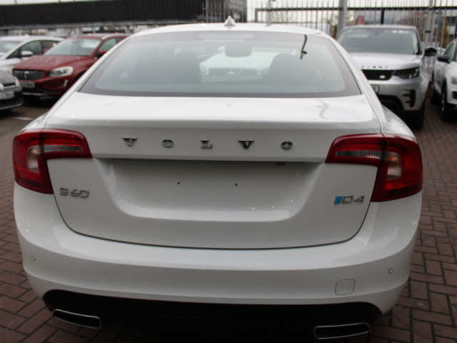 Image for 2017 Volvo S60 2.0D4 SE LUXURY PLUS 4DR SALOON AUTO WITH ONLY 35, 000 KMS // SHOWROOM CONDITION WELL WELL WORTH VIEWING // BUY WITH CONFIDENCE AA AND SIMI APPROVED DEALER 2025 // FINANCE ARRANGED // ALL TRADE INS WE