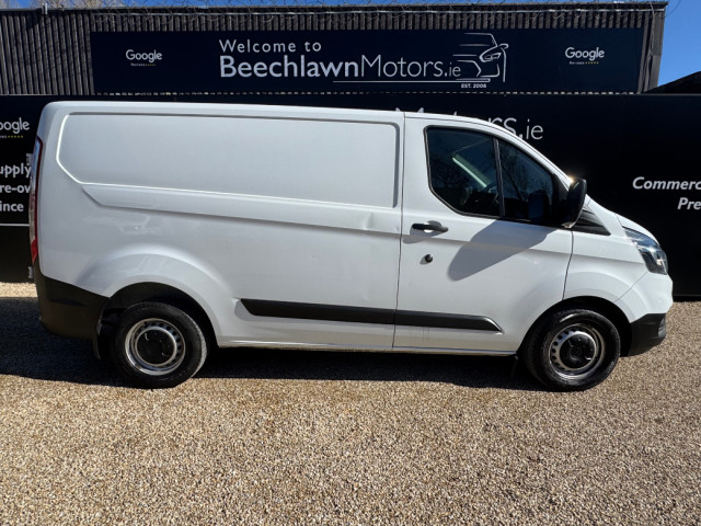 Image for 2021 Ford Transit Custom 2.0 TDCI 105 PS SWB // PRICE EXCL. VAT // ONE OWNER // 10/26 CVRT // BLUETOOTH, ELECTRIC WINDOWS AND MULTI FUNCTIONAL STEERING WHEEL // 